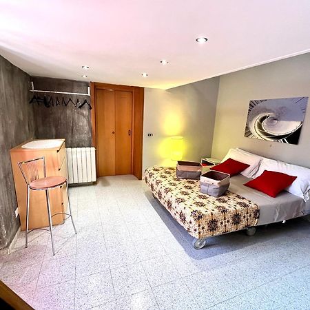 Romuhouse Economy Apartment Metro B Ngoại thất bức ảnh