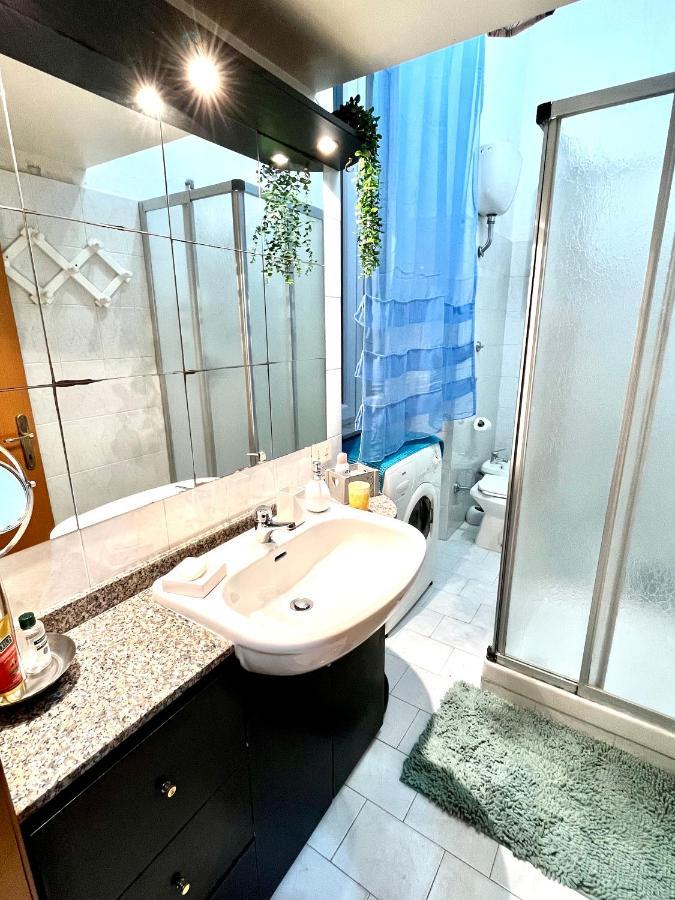 Romuhouse Economy Apartment Metro B Ngoại thất bức ảnh