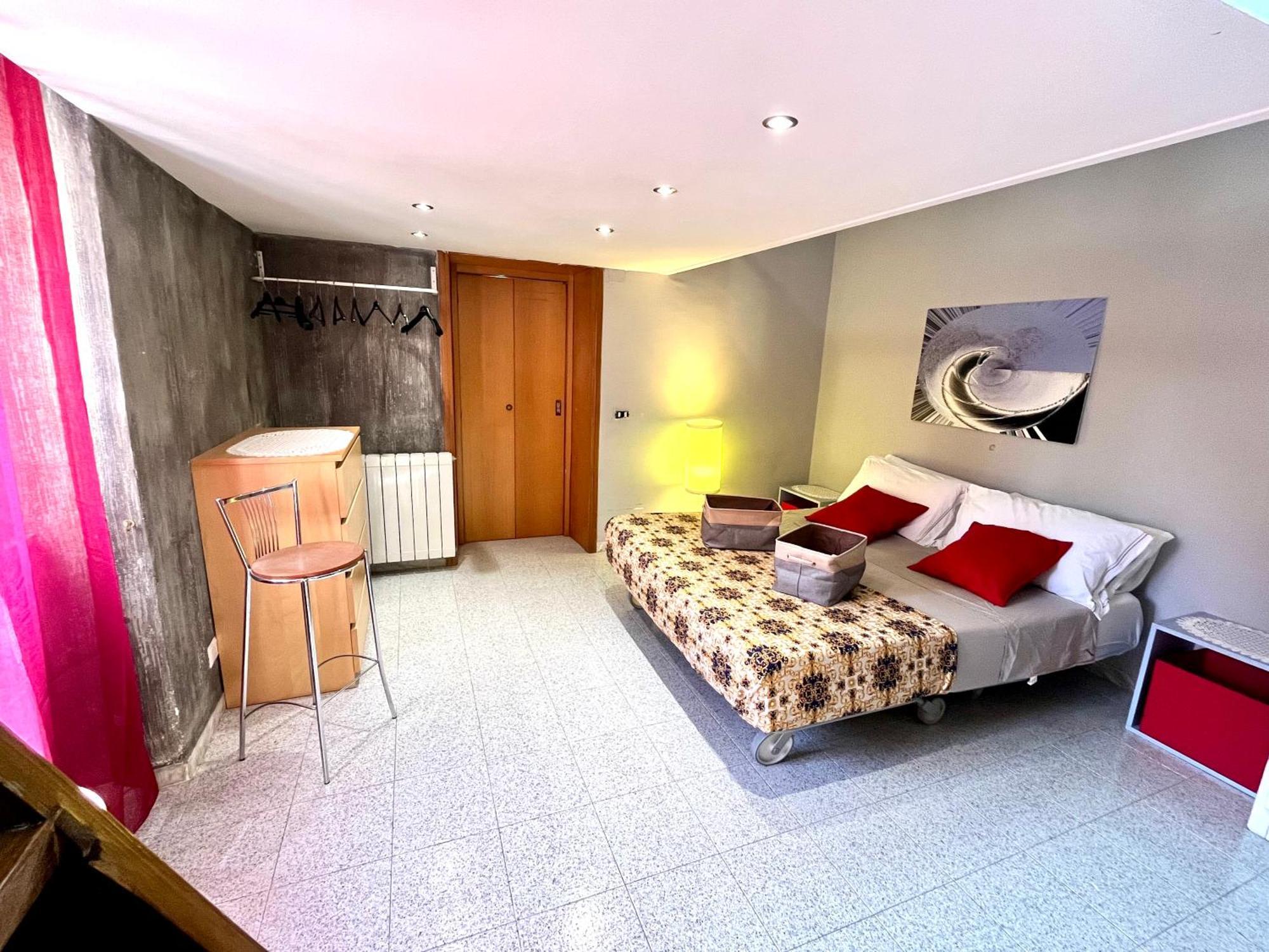 Romuhouse Economy Apartment Metro B Ngoại thất bức ảnh